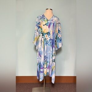 NWOT Natori floral printed caftan.